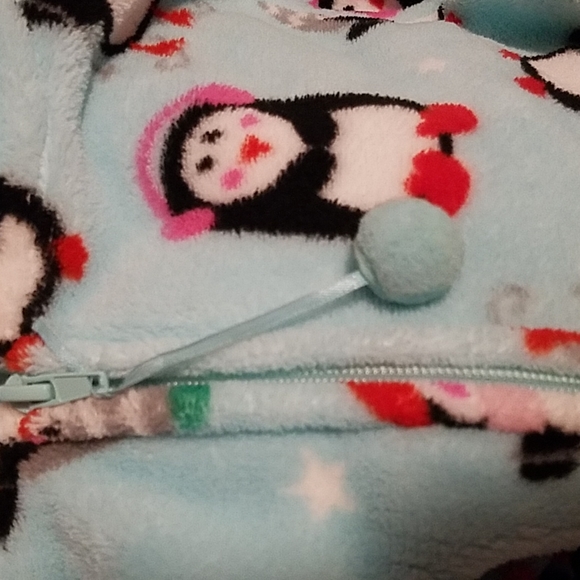 PJ Couture Onesie (Footless) with Winter Penguins - Picture 5 of 7